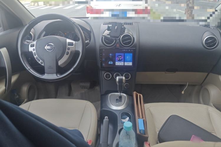 Used Nissan Qashqai 2012 2.0 XV LE CVT 2WD Center Console