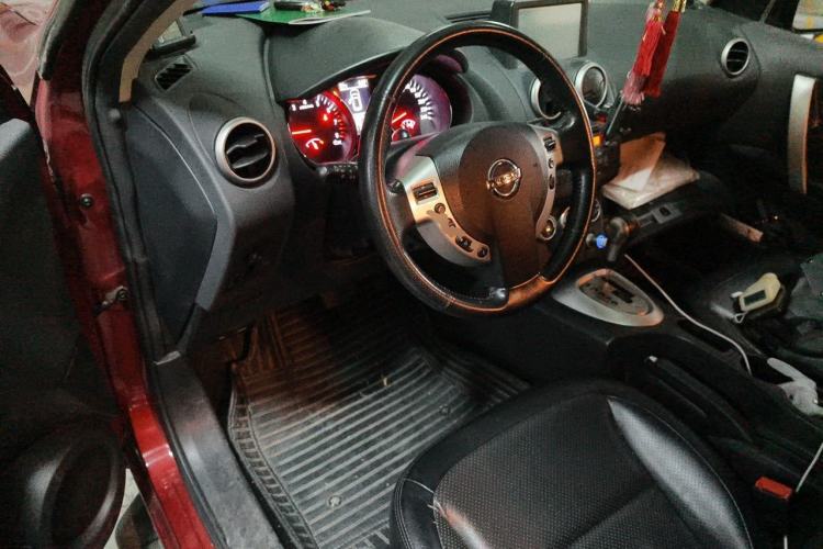 Used Nissan Qashqai 2012 2.0 XV LE CVT 2WD Center Console