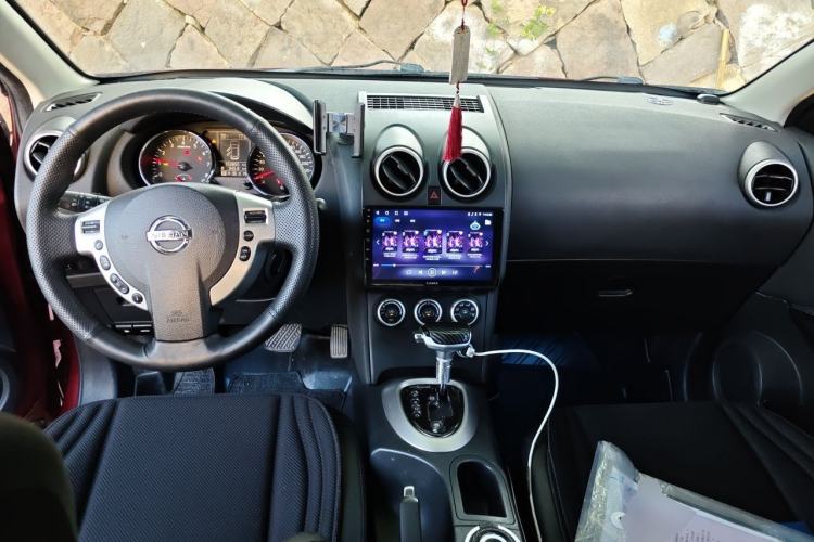 Used Nissan Qashqai 2012 2.0 XV LE CVT 2WD Center Console