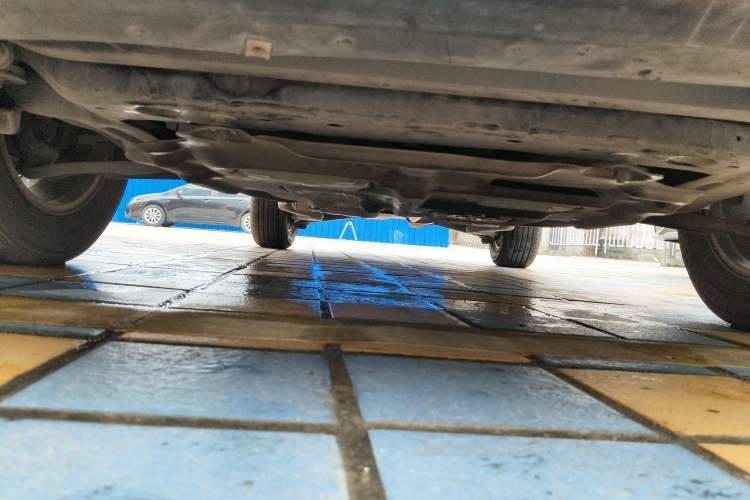 Used Nissan Qashqai 2012 2.0 XL Fire CVT 2WD Chassis Front