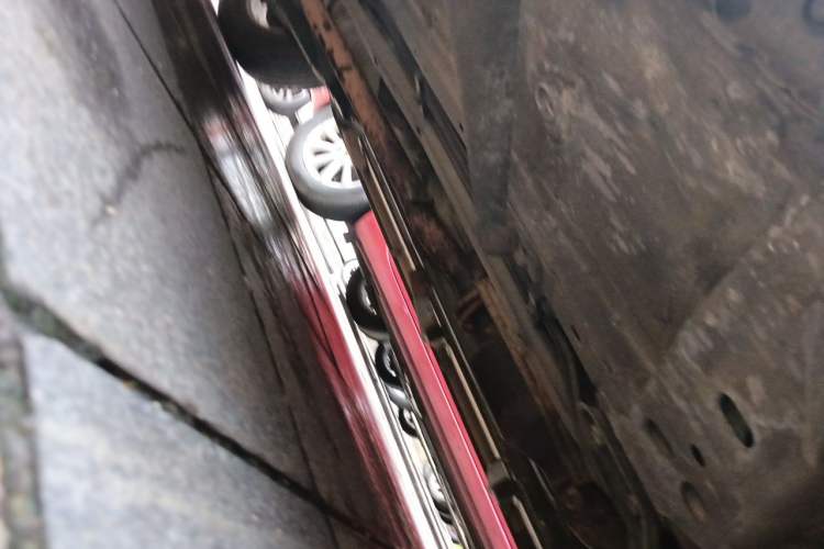 Used Nissan Qashqai 2012 2.0 XL Fire CVT 2WD Chassis Front Right