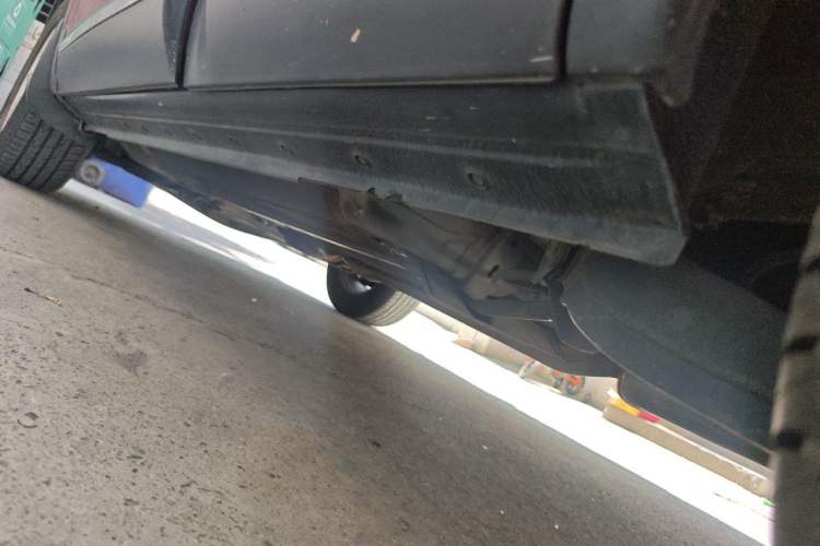 Used Nissan Qashqai 2012 2.0 XL Fire CVT 2WD Chassis Rear Left