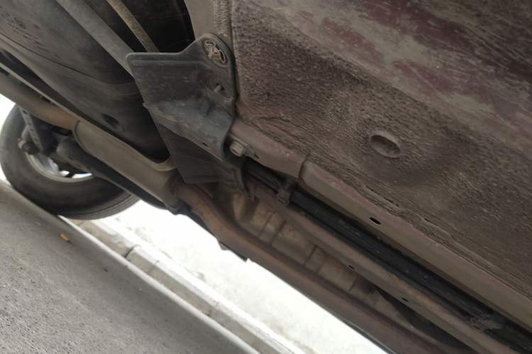 Used Nissan Qashqai 2012 2.0 XL Fire CVT 2WD Chassis Rear Right