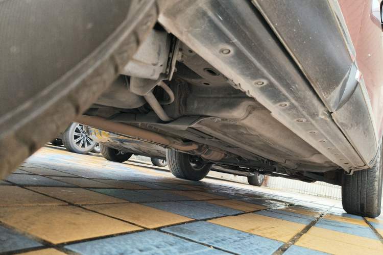 Used Nissan Qashqai 2012 2.0 XL Fire CVT 2WD Chassis Rear Right