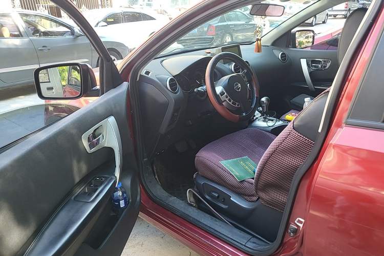 Used Nissan Qashqai 2012 2.0 XV LE CVT 2WD Driver Seat