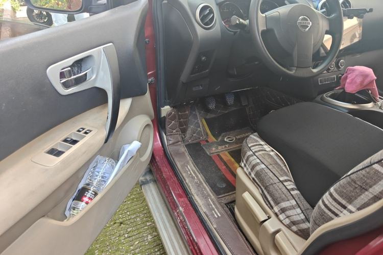Used Nissan Qashqai 2012 1.6XE Wind 5MT 2WD Driver Seat