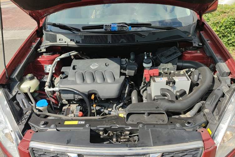 Used Nissan Qashqai 2012 2.0 XL Fire CVT 2WD Engine Bay