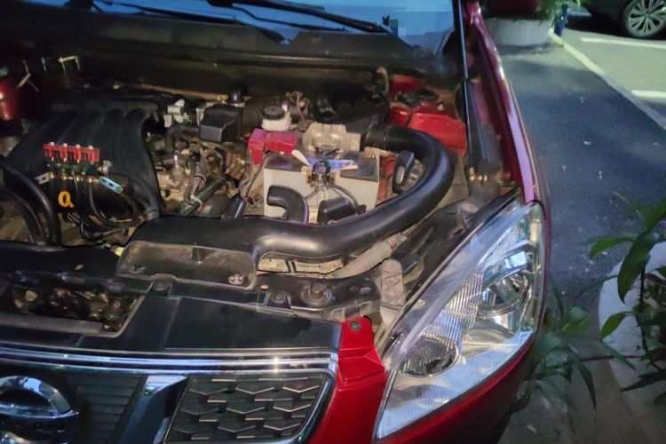 Used Nissan Qashqai 2012 2.0 XL Fire 6MT 2WD Engine Bay Left