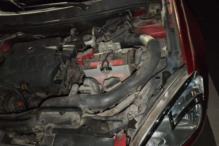 Used Nissan Qashqai 2012 2.0 XV LE CVT 2WD Engine Bay Left