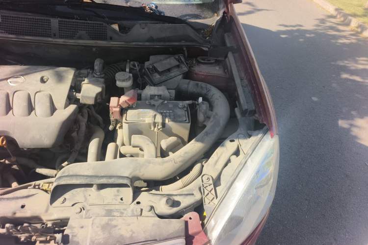 Used Nissan Qashqai 2012 2.0 XL Fire CVT 2WD Engine Bay Left