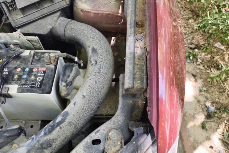 Used Nissan Qashqai 2012 2.0 XV LE CVT 2WD Engine Bay Left