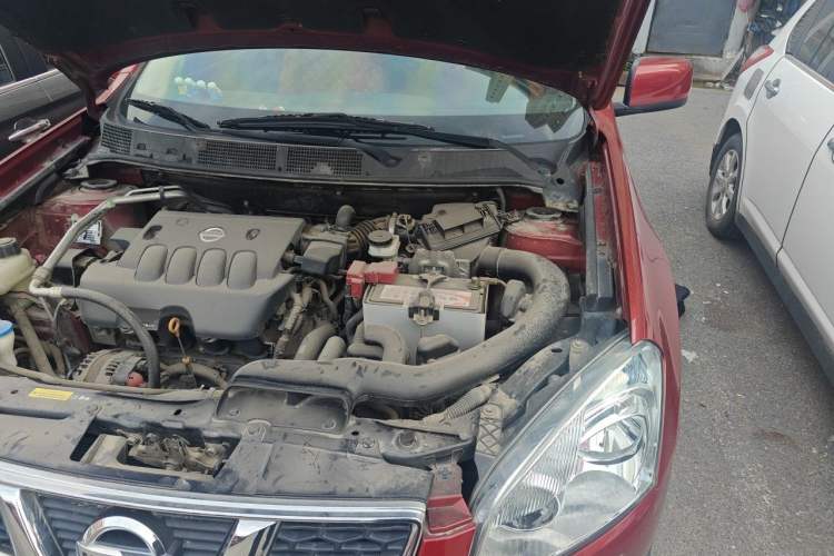Used Nissan Qashqai 2012 2.0 XL Fire CVT 2WD Engine Bay Left