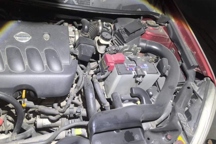 Used Nissan Qashqai 2012 2.0 XL Fire CVT 2WD Engine Bay Left