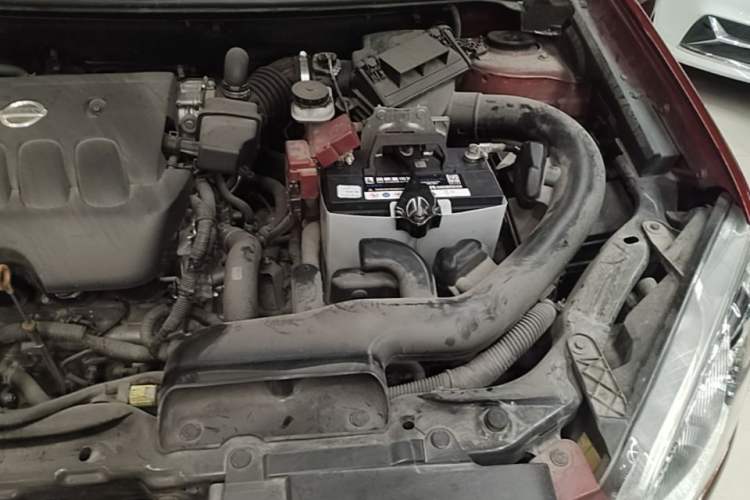 Used Nissan Qashqai 2012 2.0 XV LE CVT 2WD Engine Bay Left