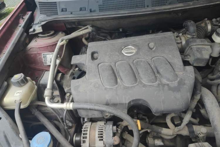 Used Nissan Qashqai 2012 2.0 XL Fire CVT 2WD Engine Bay Right