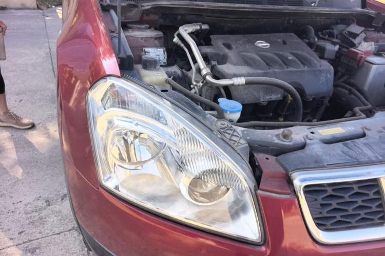 Used Nissan Qashqai 2012 2.0 XL Fire 6MT 2WD Engine Bay Right