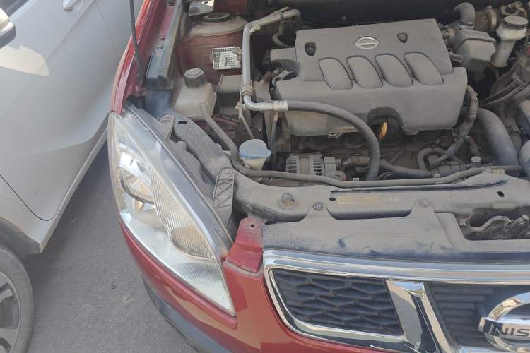 Used Nissan Qashqai 2012 2.0 XL Fire CVT 2WD Engine Bay Right