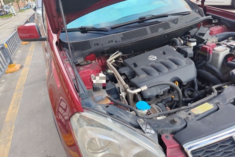 Used Nissan Qashqai 2012 2.0 XL Fire CVT 2WD Engine Bay Right