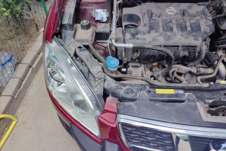 Used Nissan Qashqai 2012 1.6XE Wind 5MT 2WD Engine Bay Right