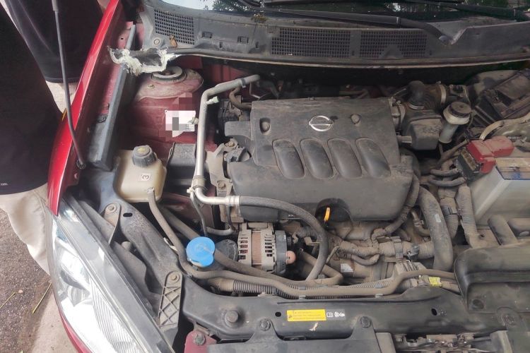 Used Nissan Qashqai 2012 2.0 XL Fire CVT 2WD Engine Bay Right