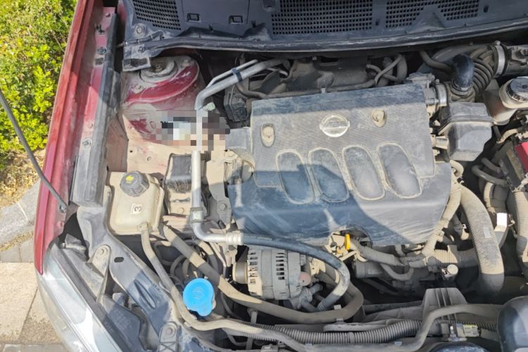 Used Nissan Qashqai 2012 2.0 XL Fire CVT 2WD Engine Bay Right