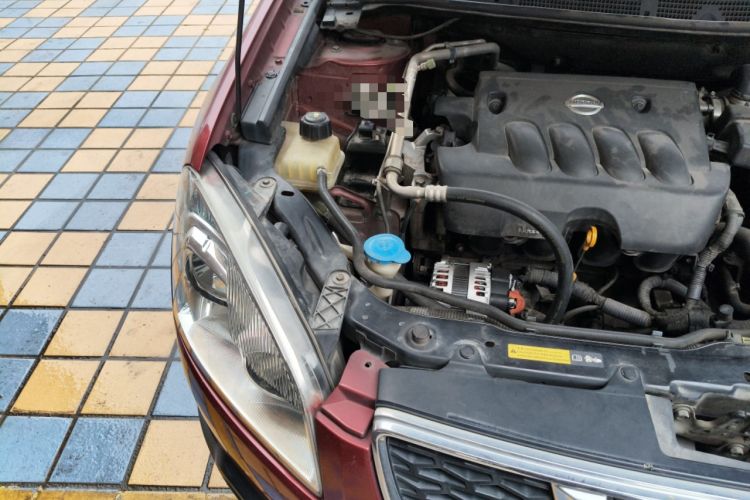 Used Nissan Qashqai 2012 2.0 XL Fire CVT 2WD Engine Bay Right