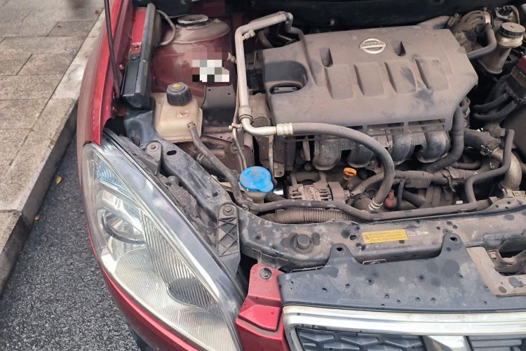 Used Nissan Qashqai 2012 1.6XE Wind 5MT 2WD Engine Bay Right
