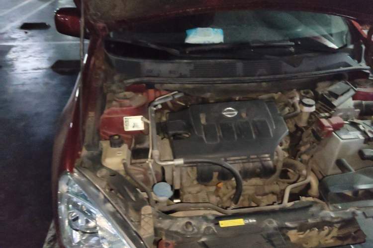 Used Nissan Qashqai 2012 1.6XE Wind 5MT 2WD Engine Bay Right