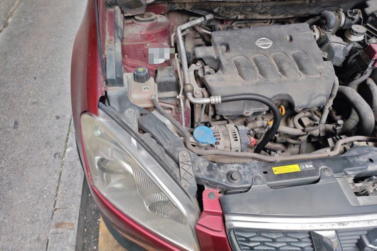 Used Nissan Qashqai 2012 2.0 XL Fire CVT 2WD Engine Bay Right