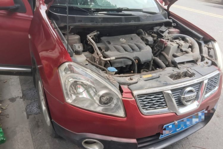 Used Nissan Qashqai 2012 2.0 XL Fire CVT 2WD Engine Bay Right