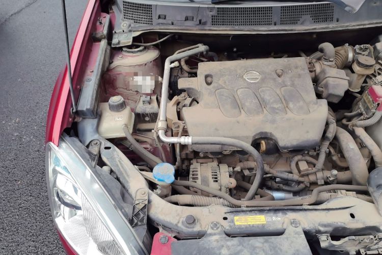Used Nissan Qashqai 2012 2.0 XV LE CVT 2WD Engine Bay Right