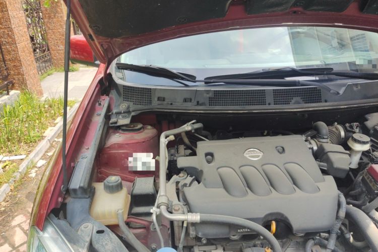 Used Nissan Qashqai 2012 2.0 XV LE CVT 2WD Engine Bay Right