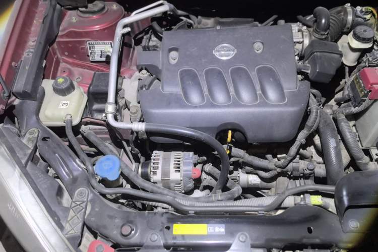 Used Nissan Qashqai 2012 2.0 XL Fire CVT 2WD Engine Bay Right