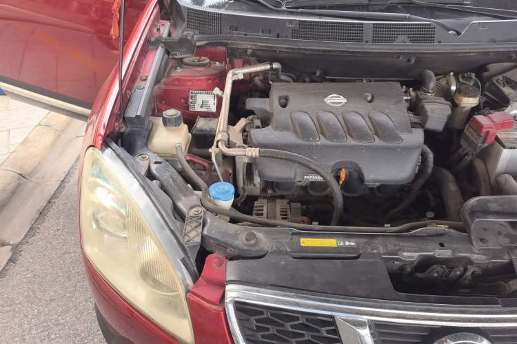 Used Nissan Qashqai 2012 2.0 XL Fire CVT 2WD Engine Bay Right