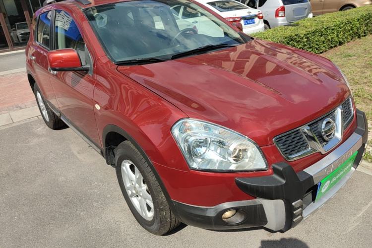 Used Nissan Qashqai 2012 2.0 XL Fire CVT 2WD Front Right 45 Deg