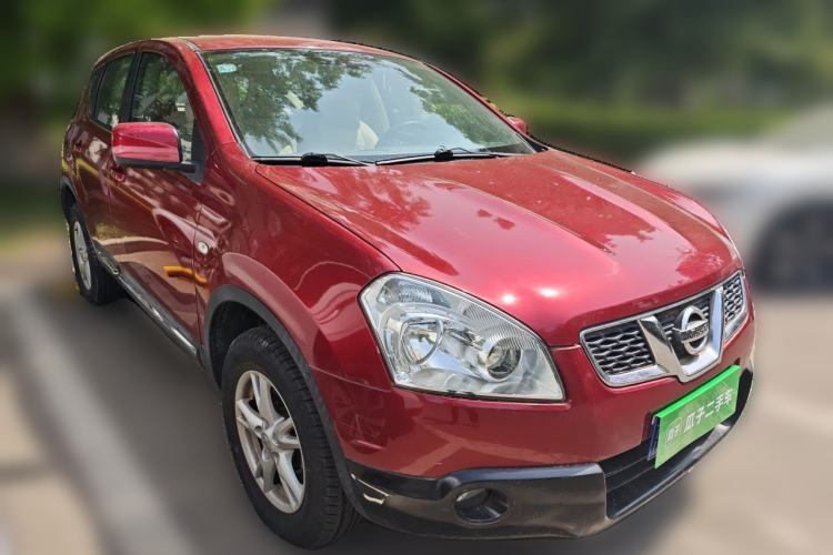 Used Nissan Qashqai 2012 2.0 XL Fire CVT 2WD Front Right 45 Deg