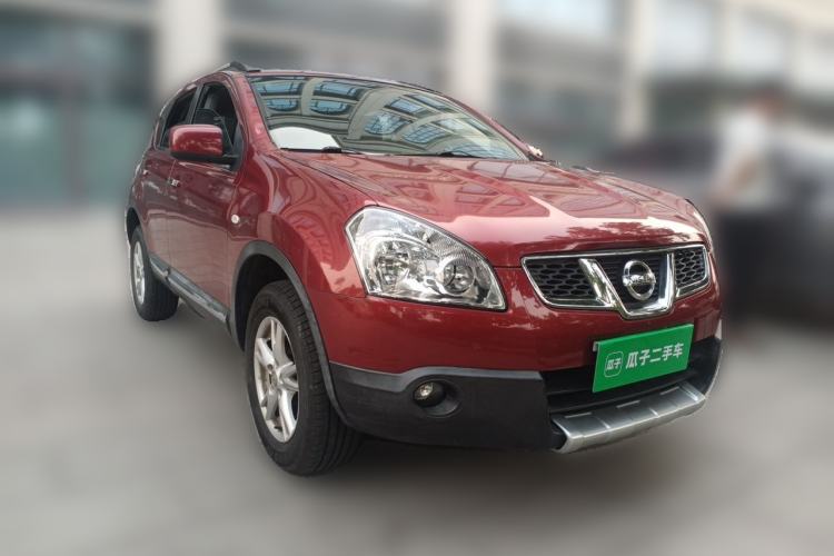 Used Nissan Qashqai 2012 2.0 XL Fire CVT 2WD Front Right 45 Deg