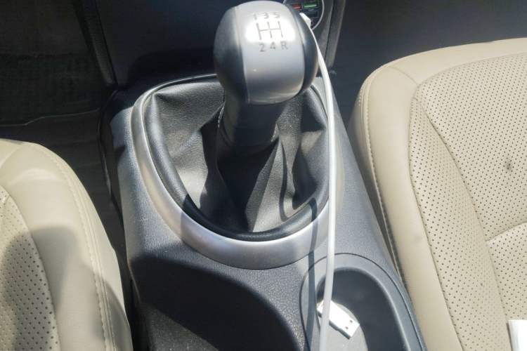 Used Nissan Qashqai 2012 1.6XE Wind 5MT 2WD Gear Lever