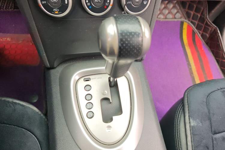 Used Nissan Qashqai 2012 2.0 XV LE CVT 2WD Gear Lever