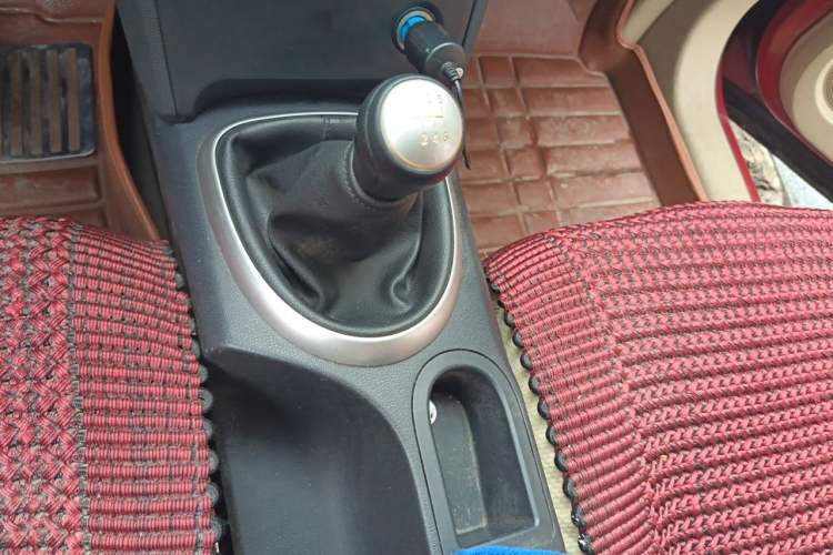 Used Nissan Qashqai 2012 2.0 XL Fire 6MT 2WD Gear Lever