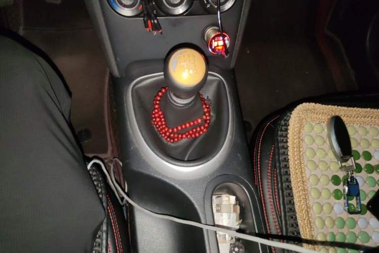 Used Nissan Qashqai 2012 2.0 XL Fire 6MT 2WD Gear Lever