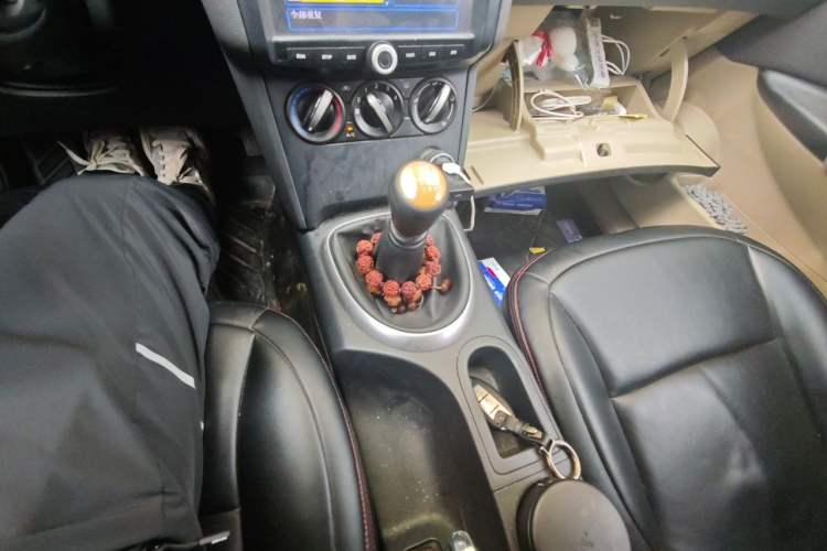 Used Nissan Qashqai 2012 2.0 XL Fire 6MT 2WD Gear Lever