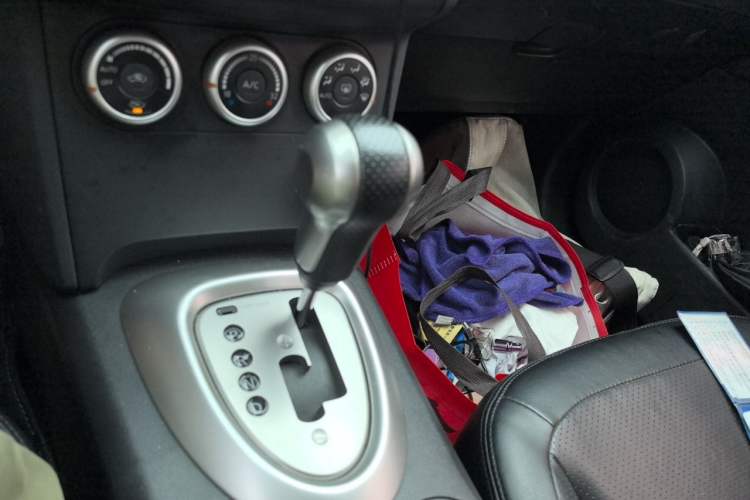 Used Nissan Qashqai 2012 2.0 XV LE CVT 2WD Gear Lever