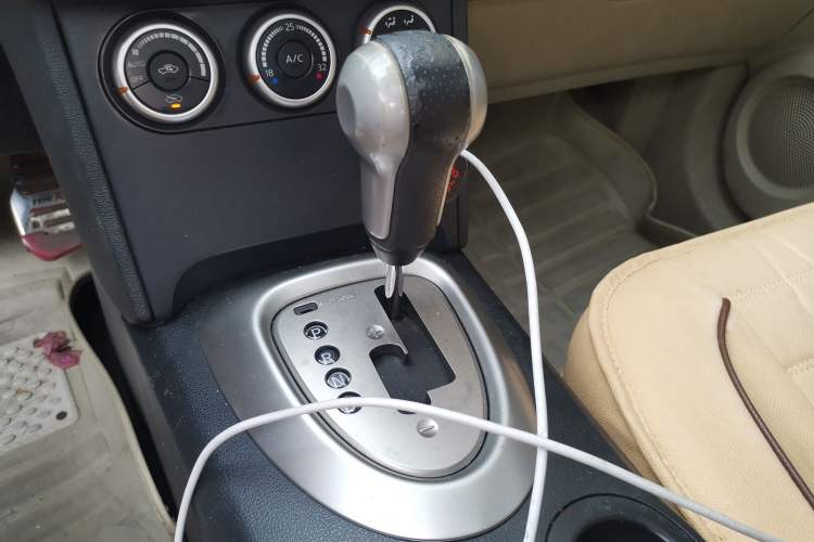 Used Nissan Qashqai 2012 2.0 XV LE CVT 2WD Gear Lever