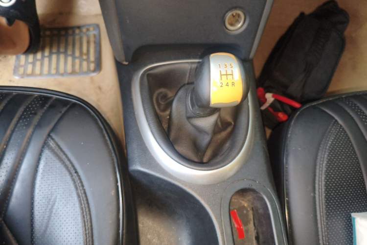 Used Nissan Qashqai 2012 1.6XE Wind 5MT 2WD Gear Lever