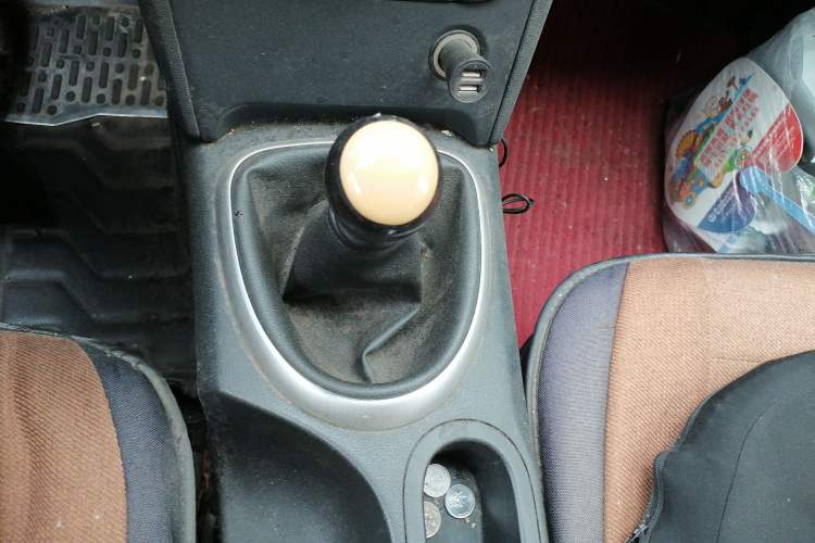 Used Nissan Qashqai 2012 2.0 XL Fire 6MT 2WD Gear Lever