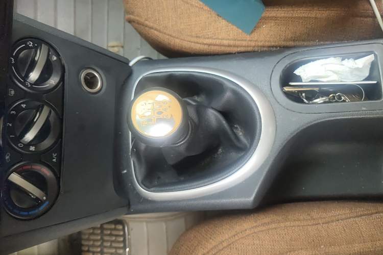 Used Nissan Qashqai 2012 2.0 XL Fire 6MT 2WD Gear Lever