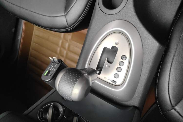 Used Nissan Qashqai 2012 2.0 XL Fire CVT 2WD Gear Lever