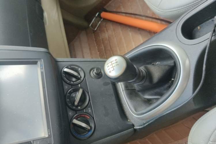 Used Nissan Qashqai 2012 2.0 XL Fire 6MT 2WD Gear Lever