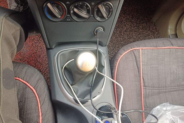 Used Nissan Qashqai 2012 2.0 XL Fire 6MT 2WD Gear Lever